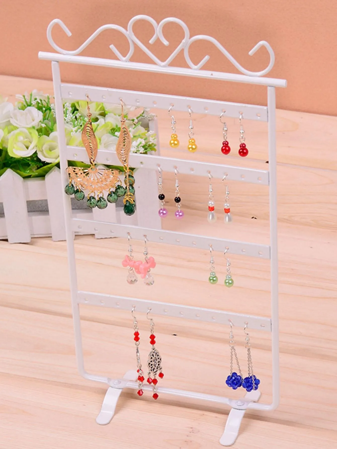 1pc Heart Decor Earrings Storage Rack, White Iron Multi Hole Jewelry Storage Rack For Household