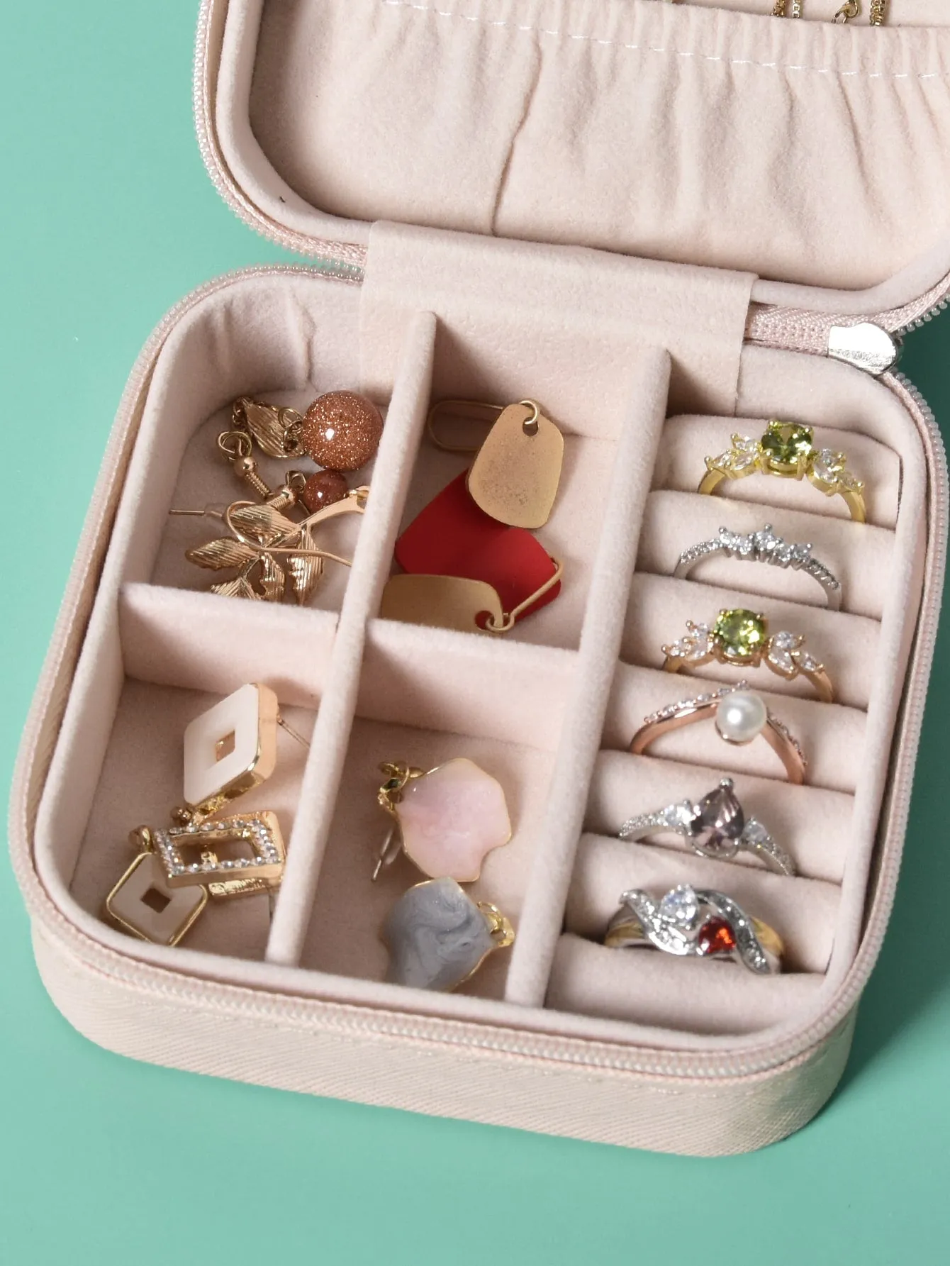 1pc Portable Travel Earrings Storage Box,Mini Ring Storage Case,Necklace Storage Box