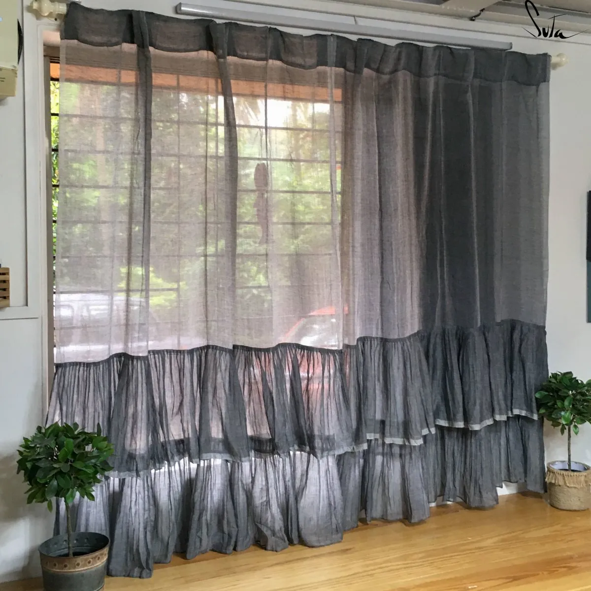 I Dream Of The Roads (Curtain)