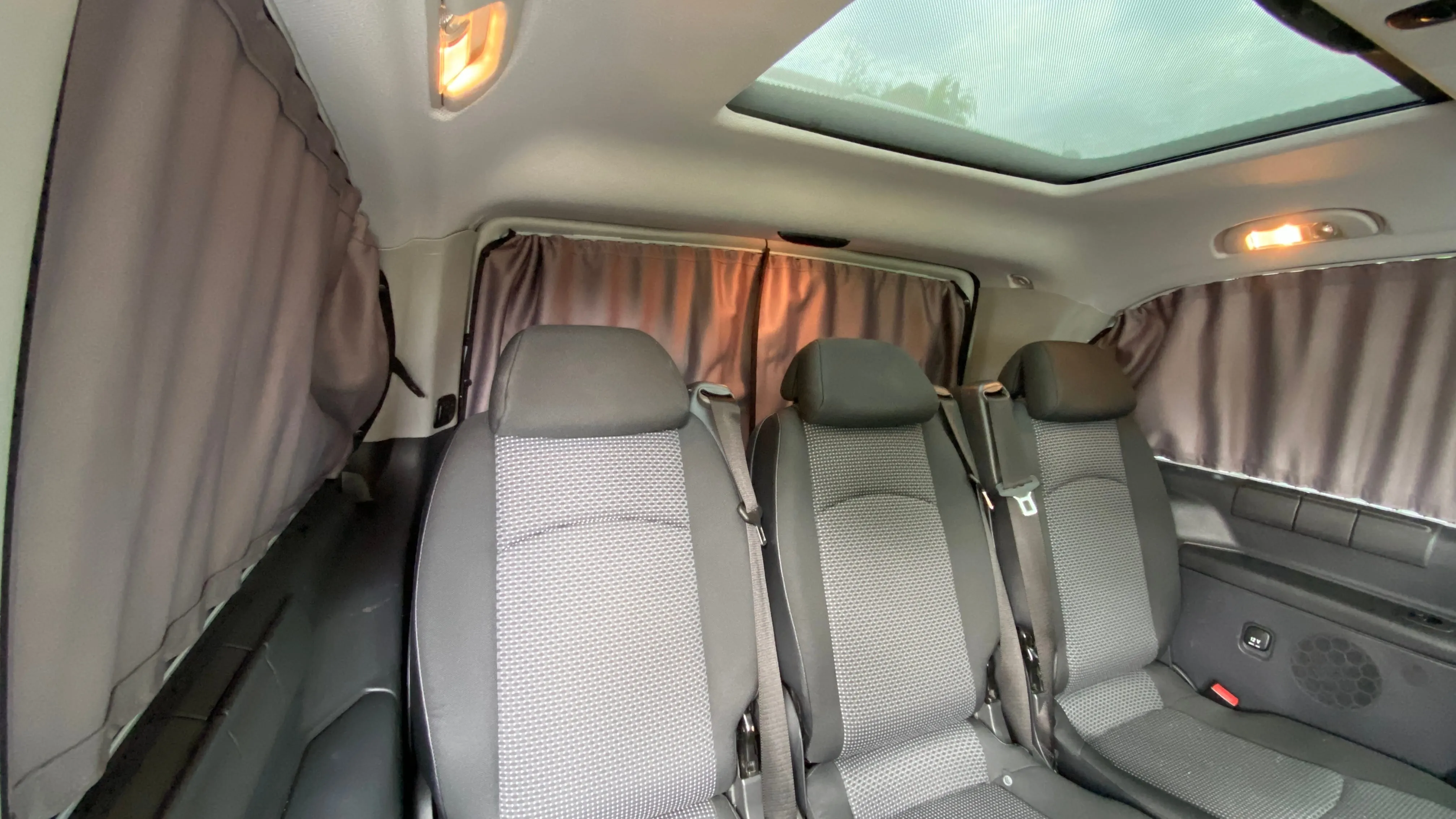 VW Caddy Premium 1 x Side Rear Quarter Window Curtains Van-X